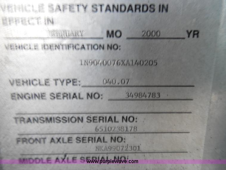 image for item H6695 2000 NABI 40' passenger bus