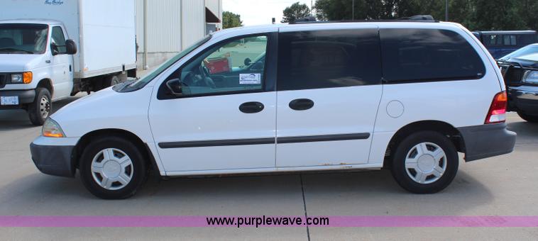 image for item H6696 2001 Ford Windstar LX van
