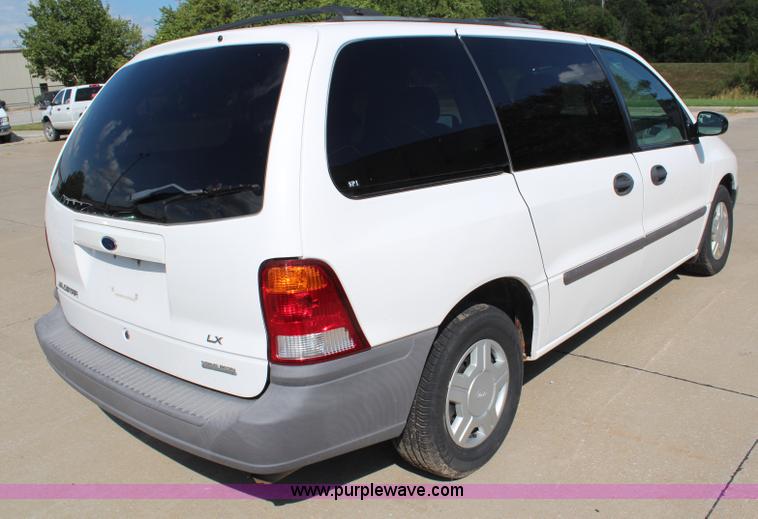 image for item H6696 2001 Ford Windstar LX van
