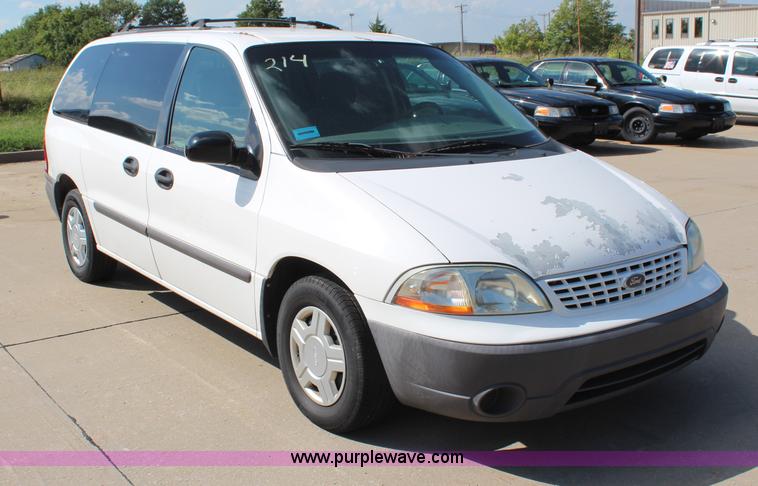 image for item H6696 2001 Ford Windstar LX van