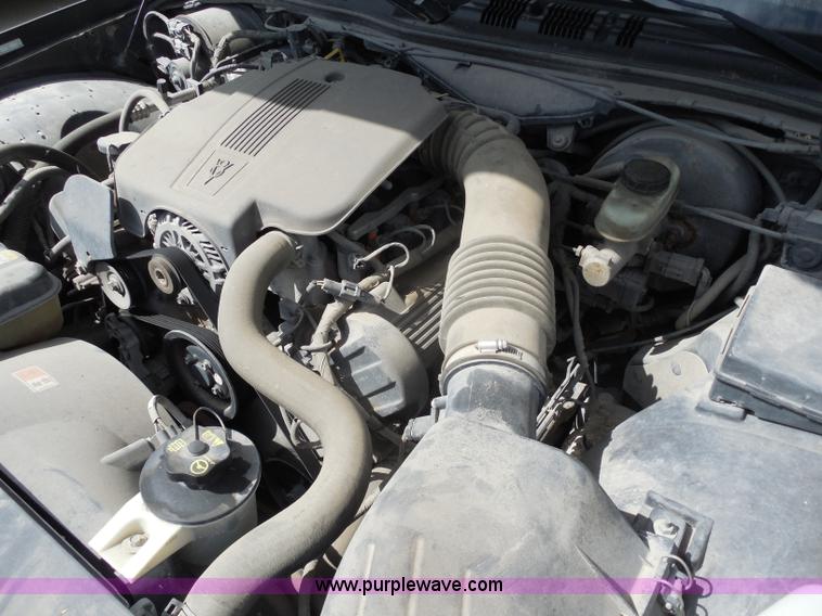 image for item H6697 2004 Ford Crown Victoria Police Interceptor