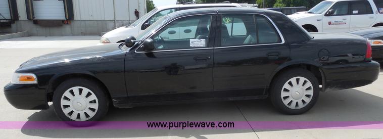 image for item H6698 2008 Ford Crown Victoria