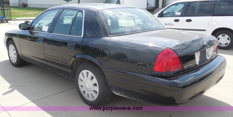 image for item H6698 2008 Ford Crown Victoria