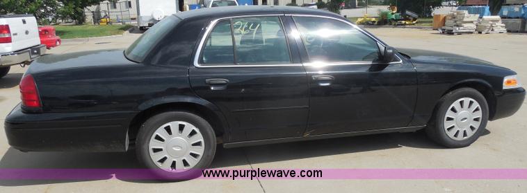image for item H6698 2008 Ford Crown Victoria
