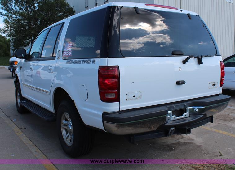 image for item H6699 2001 Ford Expedition XLT SUV