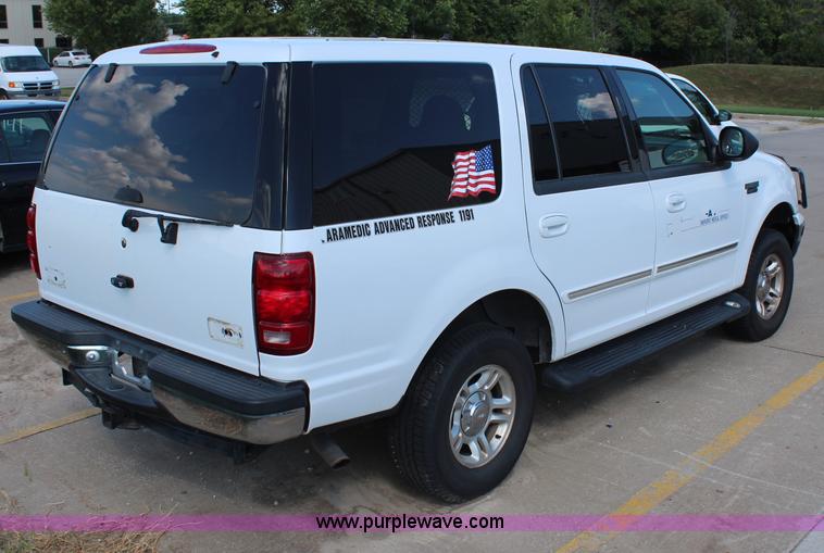 image for item H6699 2001 Ford Expedition XLT SUV