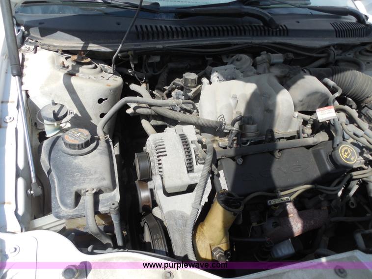 image for item H6748 1997 Ford Taurus GL