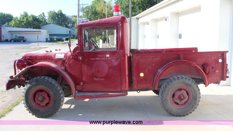 image for item H6929 1952 Dodge T24 truck