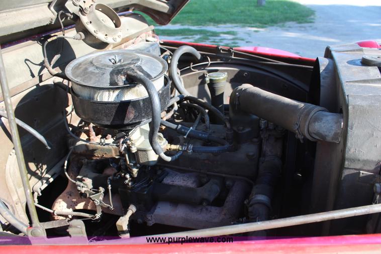 image for item H6929 1952 Dodge T24 truck