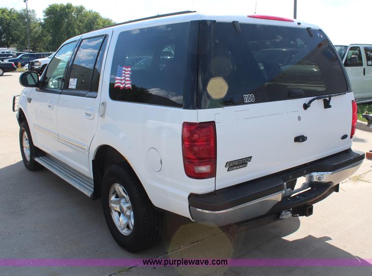 image for item H6963 1998 Ford Expedition XLT SUV