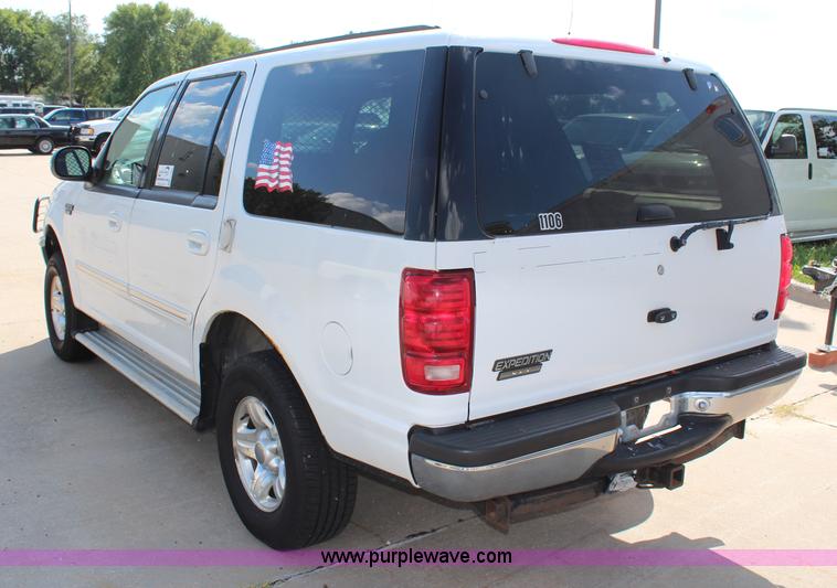 image for item H6963 1998 Ford Expedition XLT SUV