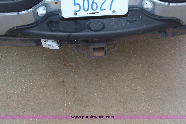 image for item H6963 1998 Ford Expedition XLT SUV