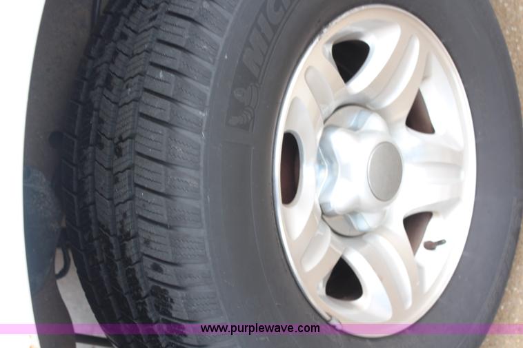 image for item H6963 1998 Ford Expedition XLT SUV