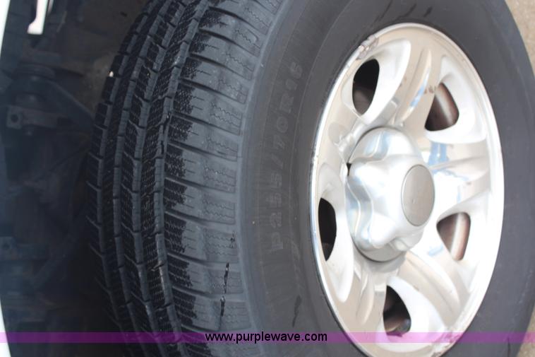 image for item H6963 1998 Ford Expedition XLT SUV