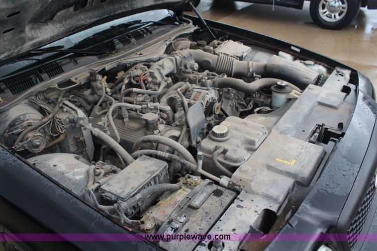 image for item H6966 2005 Ford Crown Victoria Police Interceptor