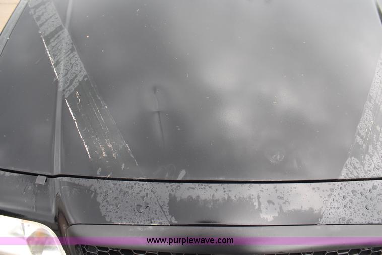 image for item H6966 2005 Ford Crown Victoria Police Interceptor