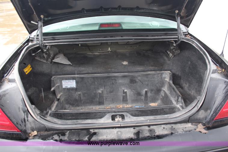 image for item H6966 2005 Ford Crown Victoria Police Interceptor