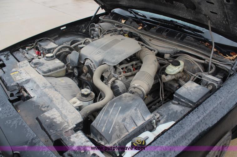 image for item H6968 2004 Ford Crown Victoria Police Interceptor