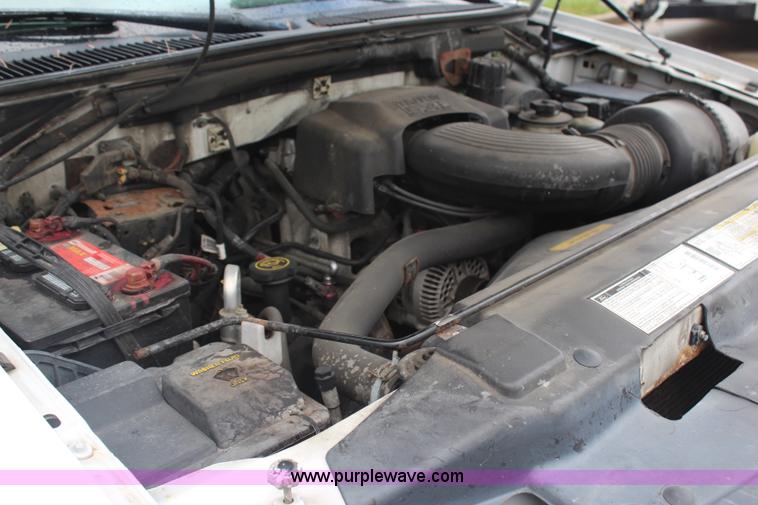 image for item H6970 1999 Ford Expedition XLT SUV