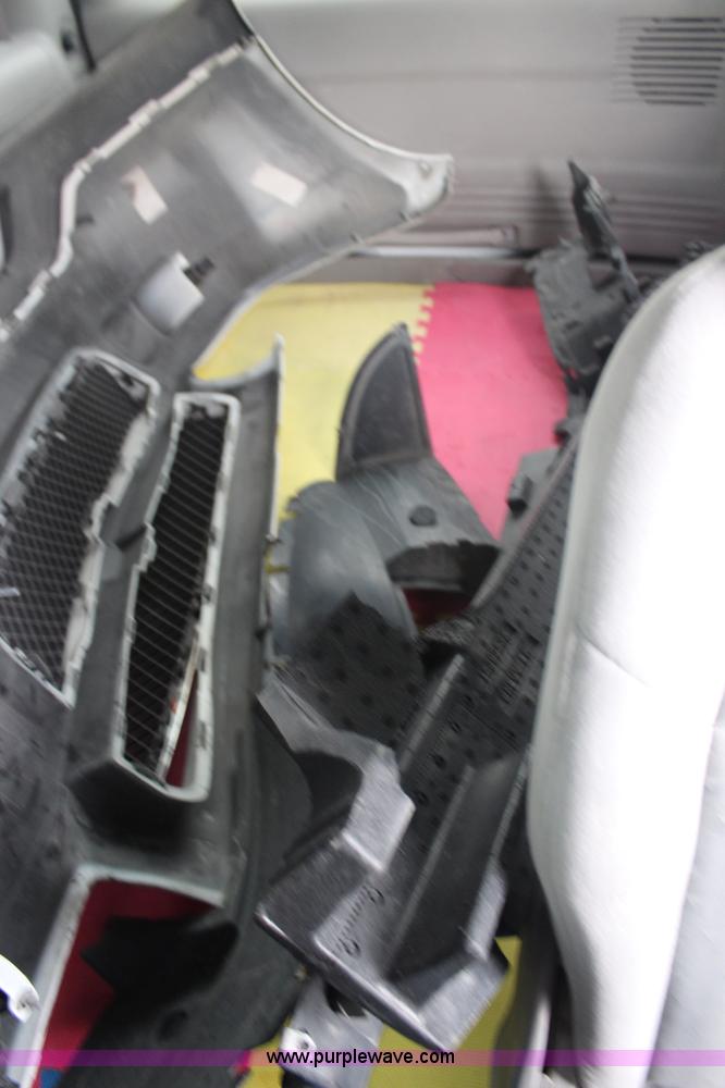 image for item H6971 2008 Chevrolet Uplander LS SUV