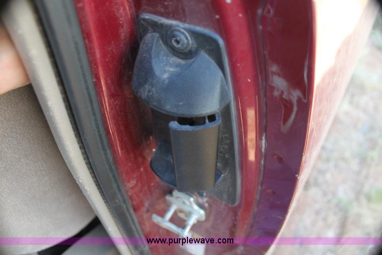 image for item H7350 2005 Chevrolet Silverado 1500 Ext. Cab pickup truck