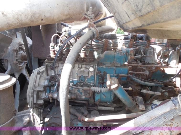 image for item H9752 1995 International 2554 dump truck