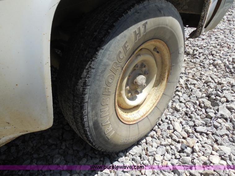 image for item H9753 1987 Chevrolet Custom Deluxe utility truck