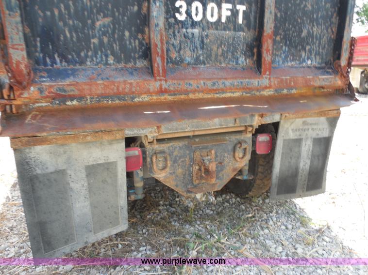 image for item H9754 1996 International 9300 dump truck