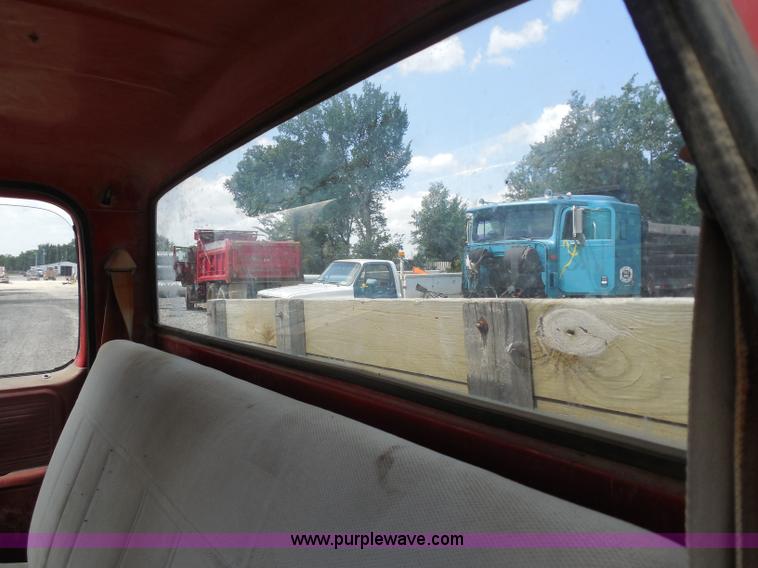 image for item H9755 1978 Chevrolet C30 Custom Deluxe dump truck