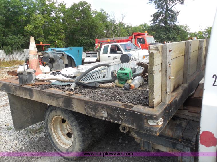 image for item H9755 1978 Chevrolet C30 Custom Deluxe dump truck