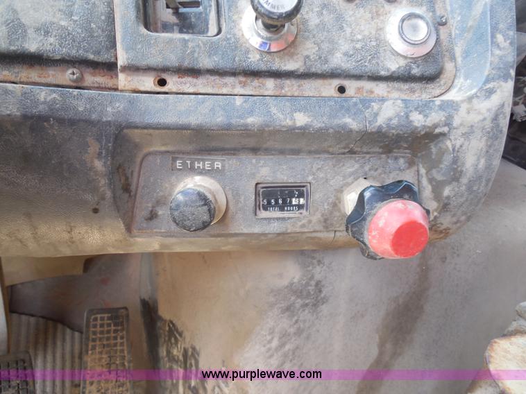 image for item H9757 1989 Ford LNT8000 dump truck