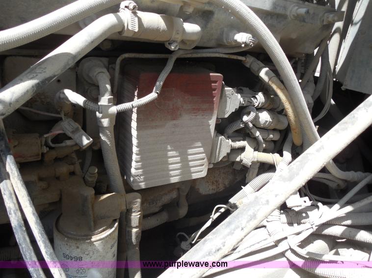 image for item H9758 1991 International 9400 dump truck