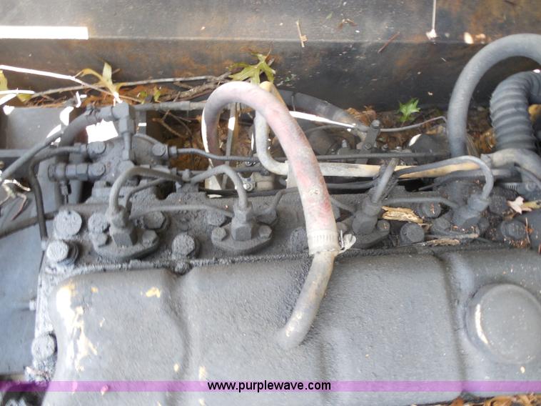 image for item H9760 1985 Caterpillar 211 LC excavator