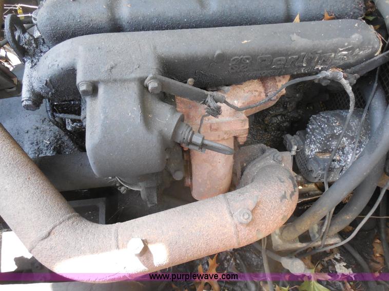 image for item H9760 1985 Caterpillar 211 LC excavator