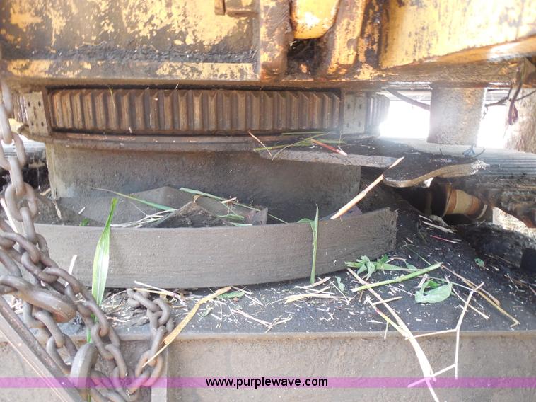 image for item H9760 1985 Caterpillar 211 LC excavator