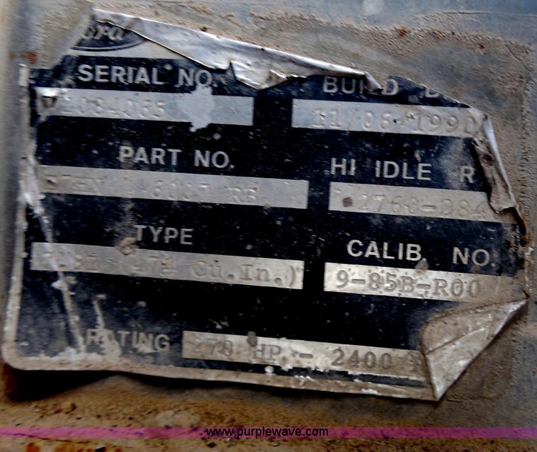 image for item H9761 1991 Ford LT8000 dump truck