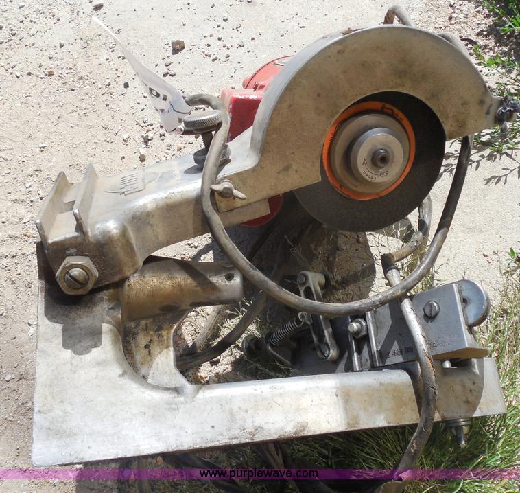 Stihl E chainsaw sharpener in Washington, KS Item H9767 sold Purple