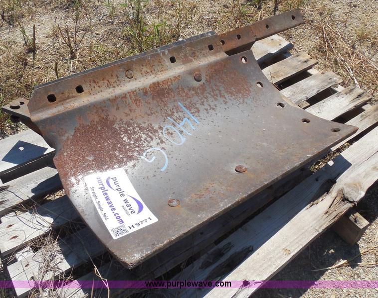 image for item H9771 Caterpillar 140G motor grader blade extension