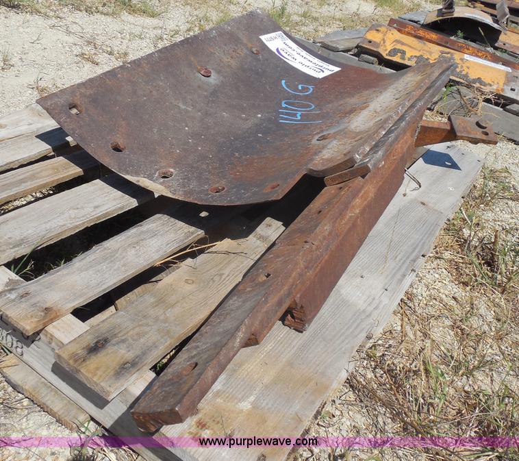 Caterpillar 140G motor grader blade extension in Washington, KS Item