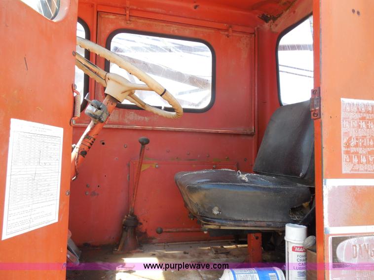 image for item H9785 1975 Bantam T-350 18 ton crane