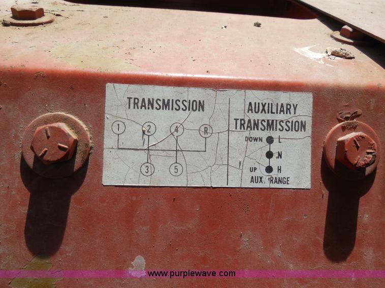 image for item H9785 1975 Bantam T-350 18 ton crane