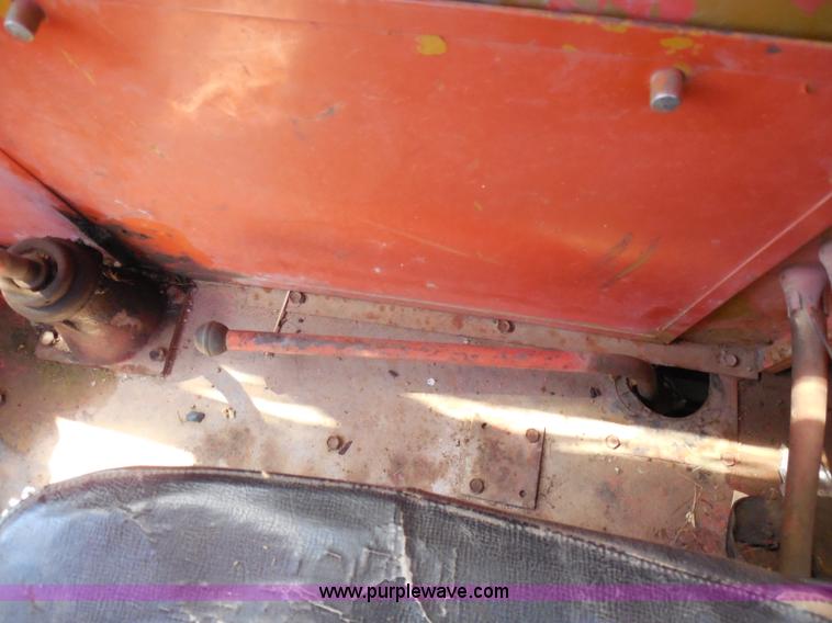 image for item H9785 1975 Bantam T-350 18 ton crane