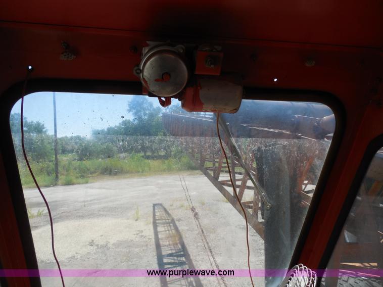 image for item H9785 1975 Bantam T-350 18 ton crane