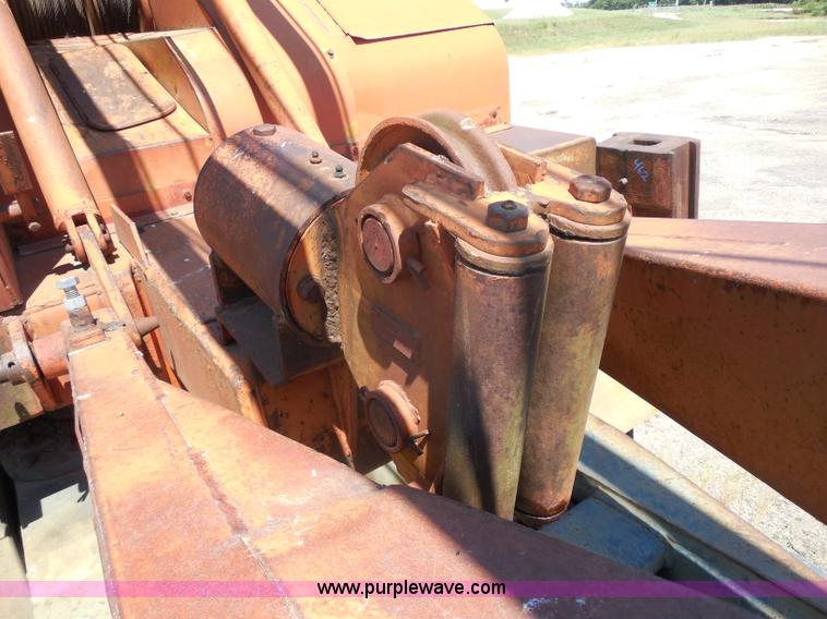 image for item H9785 1975 Bantam T-350 18 ton crane