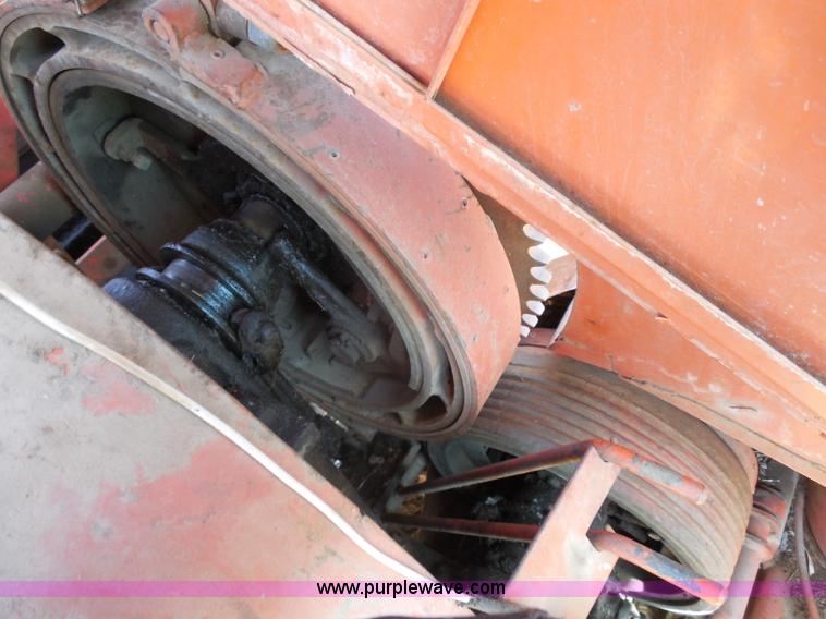 image for item H9785 1975 Bantam T-350 18 ton crane