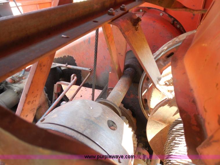 image for item H9785 1975 Bantam T-350 18 ton crane