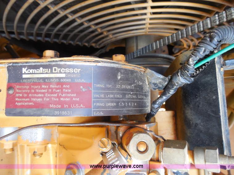 image for item H9806 1992 Dresser 850 articulated motor grader