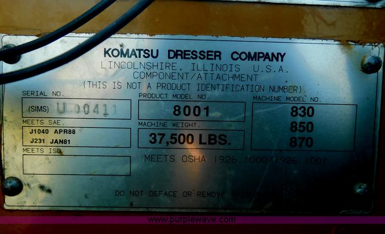 image for item H9806 1992 Dresser 850 articulated motor grader