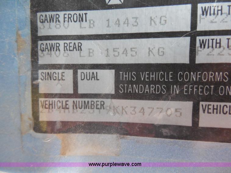 image for item I1361 1989 Dodge Ram Wagon 250 van