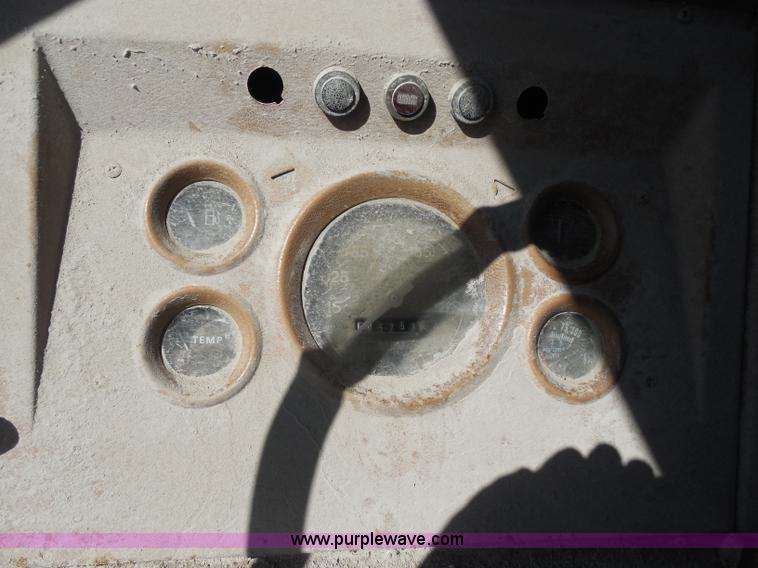 image for item I1498 1980 Ford 8000 dump truck